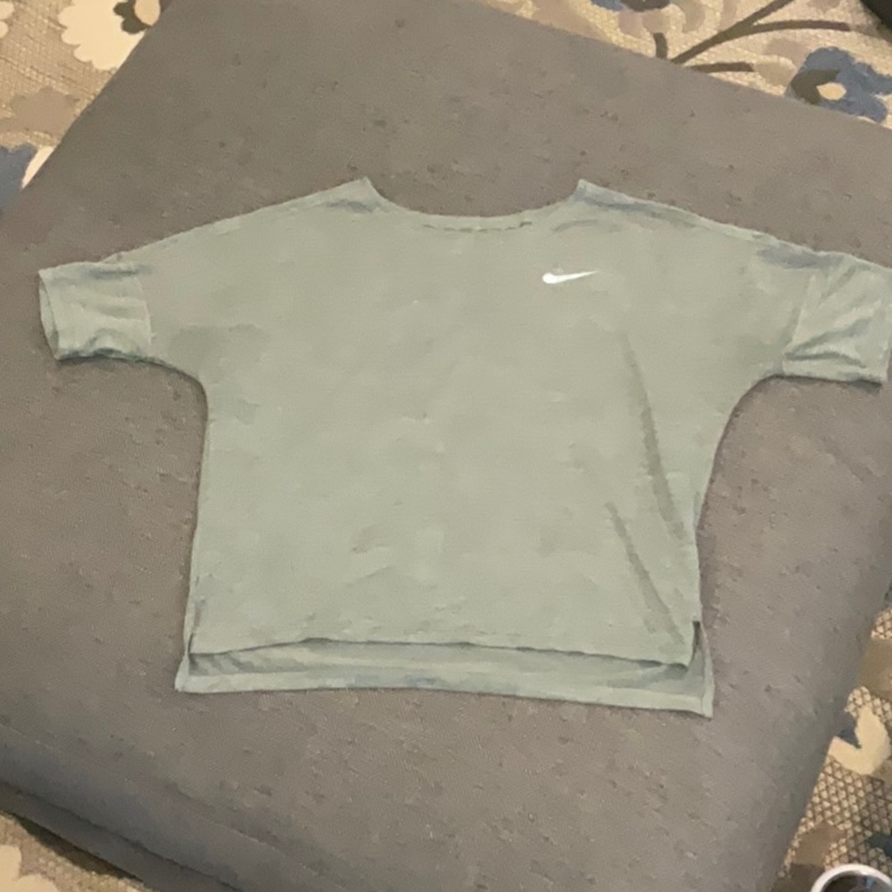 Nike Women’s Crop Top